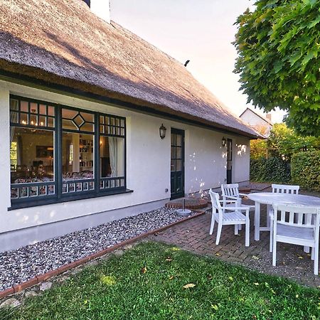 Reetdachhaus Mit Grossem Garten Und Kamin Marlow Dış mekan fotoğraf