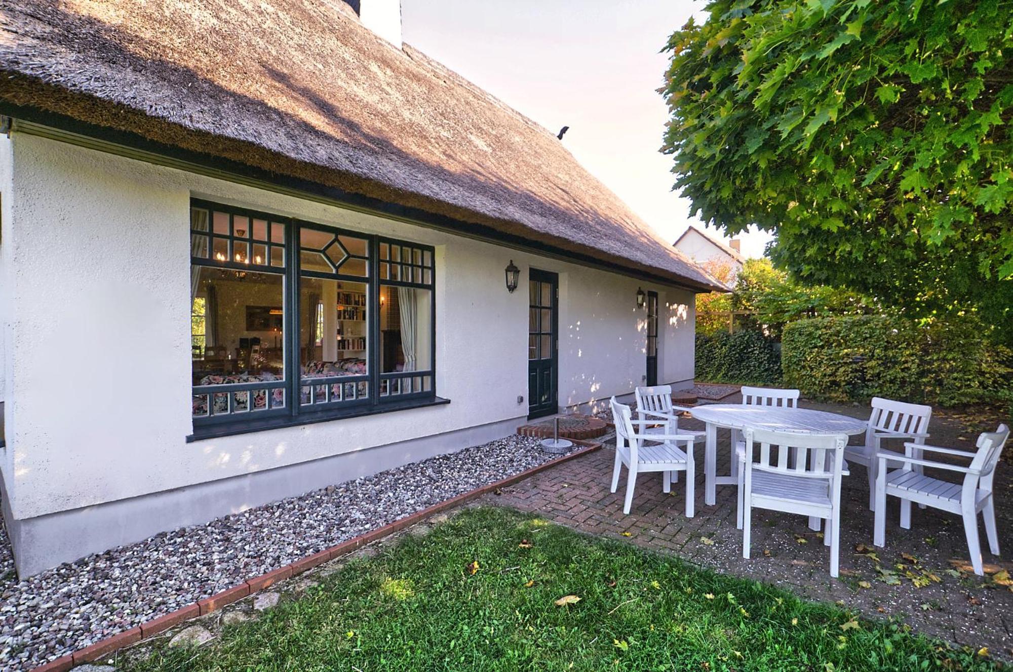 Reetdachhaus Mit Grossem Garten Und Kamin Marlow Dış mekan fotoğraf